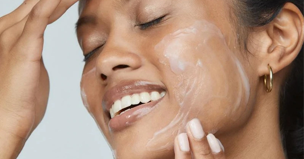 Como conseguir criar e manter uma rotina eficaz de cuidados com a pele?