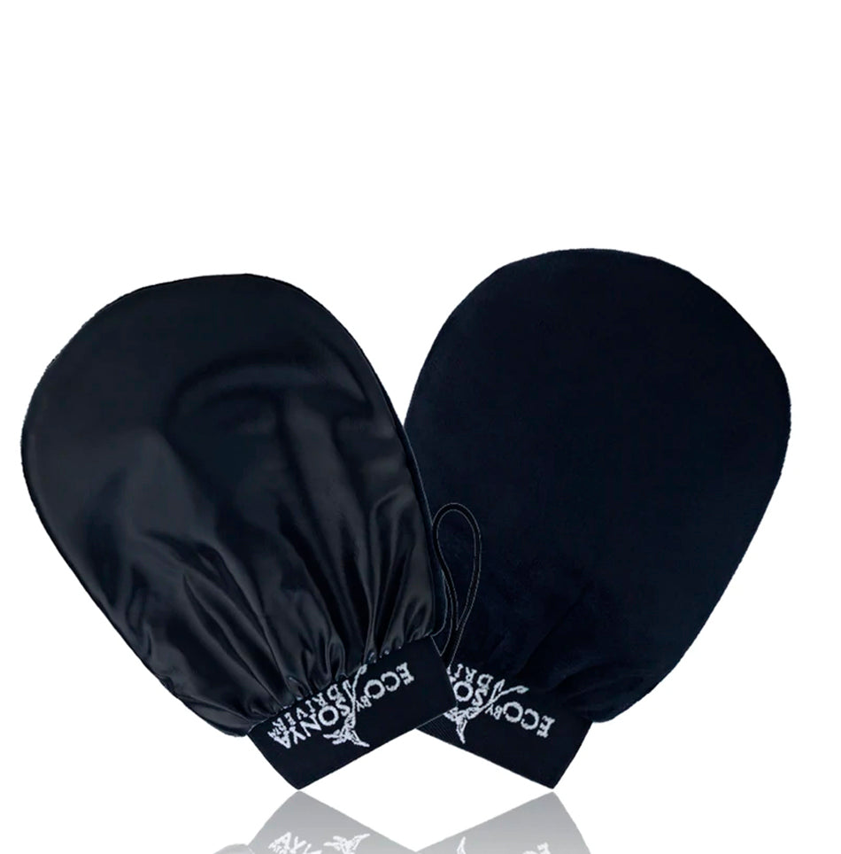 Glove for self-tanning application